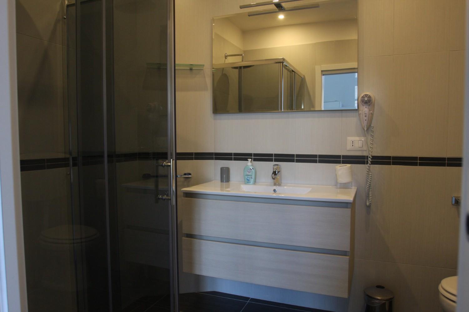 Camera 1 - BaseNapoli Mergellina